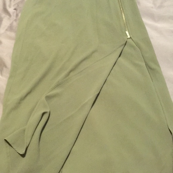 High waisted army green skirt - Picture 3 of 3